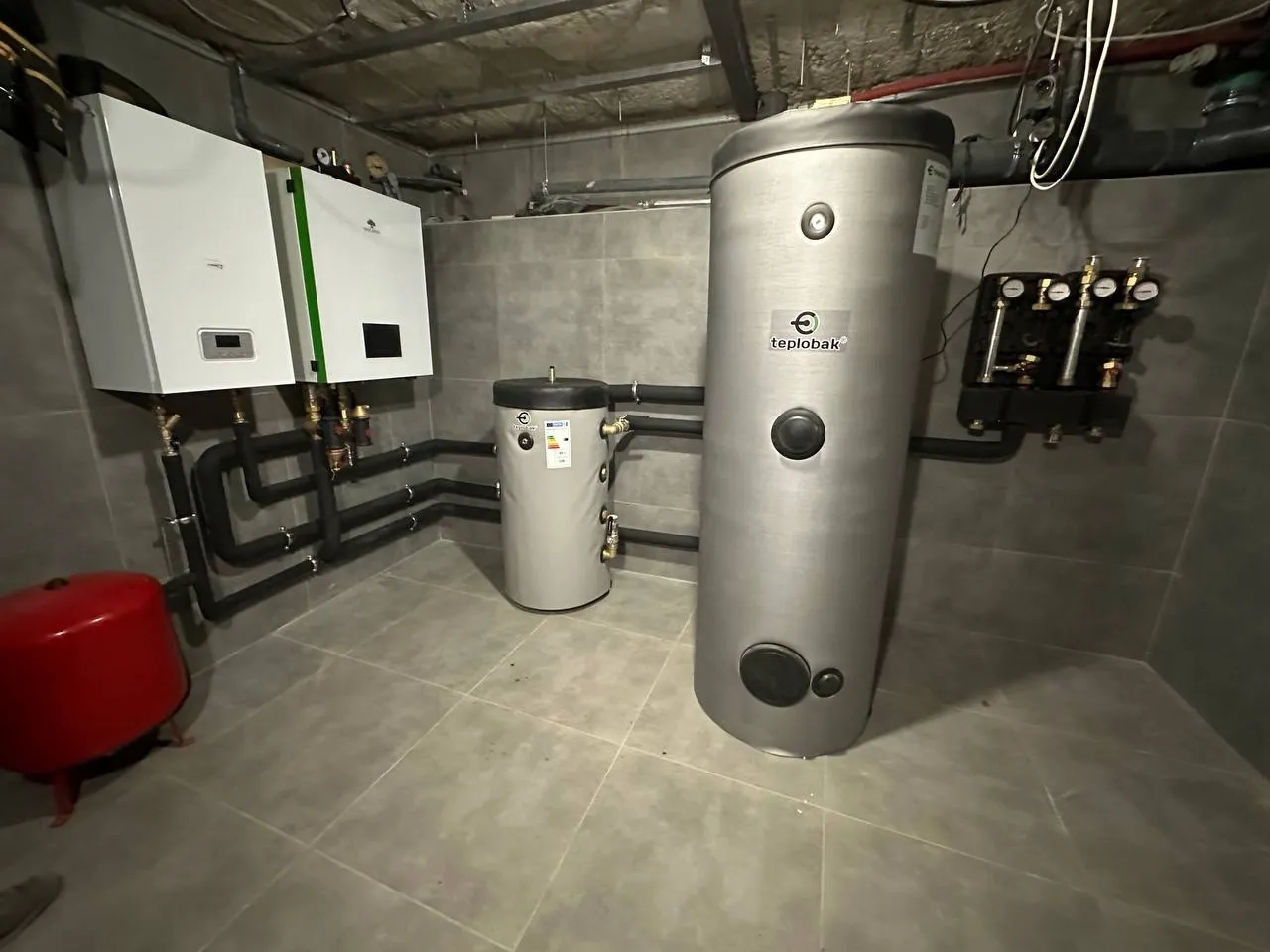 Reședință la țară cu pompe de căldură Mycond Split seria BeeSmart